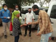 Pandemi Corona, Jurnalis Kota Tangerang Berbagi Paket Sembako