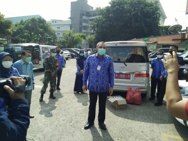 Sehari Jelang PSBB Zaki Pantau Obyek Vital dan Bagikan Masker