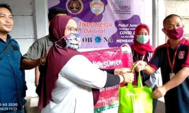 Pandemi Corona, Wartawan Kota Tangerang Terima Bantuan dari Lazismu dan Alfamidi