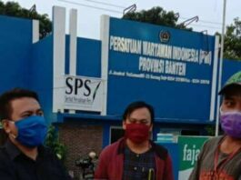 Pandemi Covid-19, PWI Banten Berbagi Sembako dan Takjil