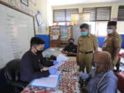 Wakil Wali Kota Tangerang Pantau Penyaluran Bansos di Pinang
