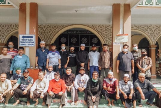 DKM Al-Muhajirin Gelar Doa Bersama Dan Kerja Bakti DKM Al-Muhajirin Gelar Doa Bersama Dan Kerja Bakti