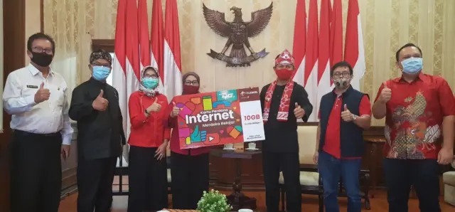 Telkomsel Dukung 100.000 Paket Data Gratis untuk PPJ di Bogor Telkomsel Dukung 100.000 Paket Data Gratis untuk PPJ di Bogor