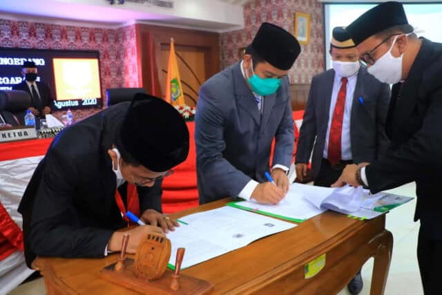 Pemkot dan DPRD Kota Tangerang Tandatangani MoU KUA-PPAS APBD 2020