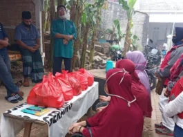 Muharram, PMI Pinang Berbagi Sembako dan Uang Tunai ke Dhuafa dan Anak Yatim
