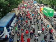 Hendak ke DPR-RI, Ribuan Buruh Kota Tangerang Diblokade di Jalan Daan Mogot