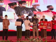 Hari Santri Nasional, Telkomsel Bagikan 16.000 Kartu Perdana untuk Ponpes se-Banten