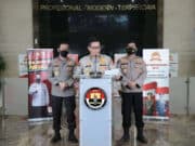 Diduga Lalai Prokes Covid-19, Kapolda Metro Jaya dan Kapolda Jawa Barat Dicopot