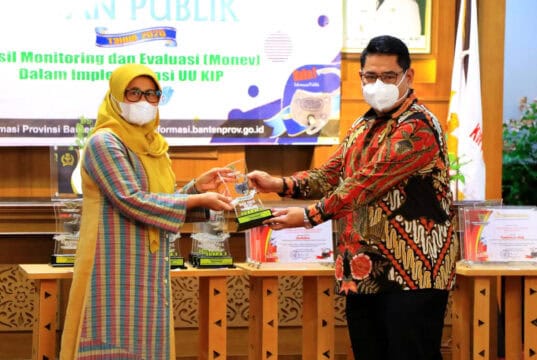 Empat Kali, Pemkot Tangerang Berpredikat Sebagai Badan Publik Informatif se- Banten Empat Kali, Pemkot Tangerang Berpredikat Sebagai Badan Publik Informatif se- Banten