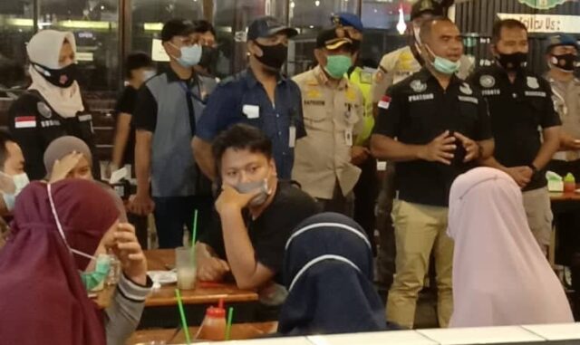 Operasi Pemburu Covid-19 Sasar Tempat Hiburan dan Kafe di Kota Tangerang