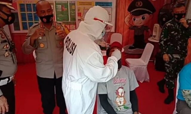 Cegah Covid-19, Polisi Lakukan Rapid Test Antigen Gratis di Rest Area Tol Jakarta-Tangerang