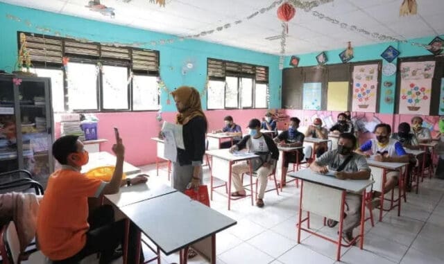 Terkait Antrean Penyaluran BST di Tangerang, Berikut Penjelasan Camat dan Dinsos