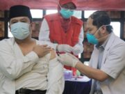 Wali Kota Tangerang Vaksin Sinovac ke- Dua, Sachrudin Vaksinasi Pertama