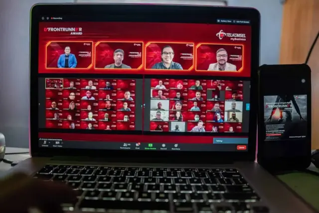 Telkomsel Apresiasi 12 Industri Pendorong Transformasi Digital Telkomsel Apresiasi 12 Industri Pendorong Transformasi Digital