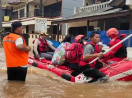 Banjir di Pinang Griya 936 KK di Evakuasi, PMI Bersama OKP Kota Tangerang Dirikan Dapur Umum