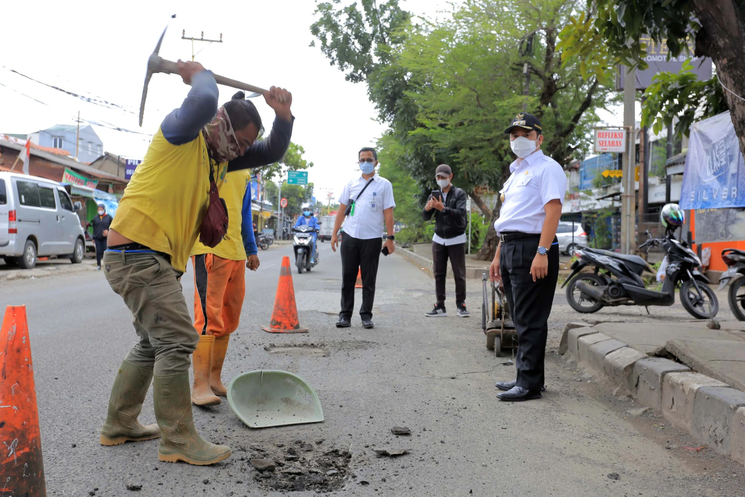 Jalan Rusak di Kota Tangerang Mulai Diperbaiki Secara Bertahap