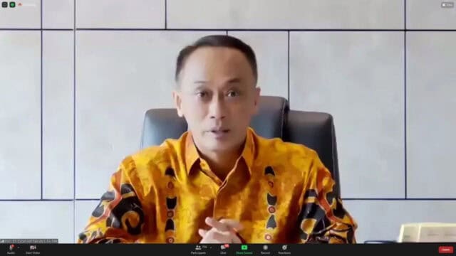 Layani Adminduk, Dukcapil Bantu Transgender Buatkan KTP-el