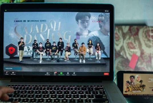 Serial Spesial Ramadhan, MAXstream Rilis Sajadah Panjang