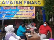 Panunggangan Utara Isolasi Mandiri Covid-19, PMI Pinang Kirim Logistik dan Semprot Disinfektan
