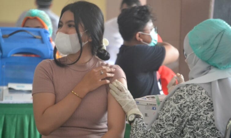 Vaksinasi Covid-19 di Puspem Hanya Layani Warga Ber-KTP Kota Tangerang