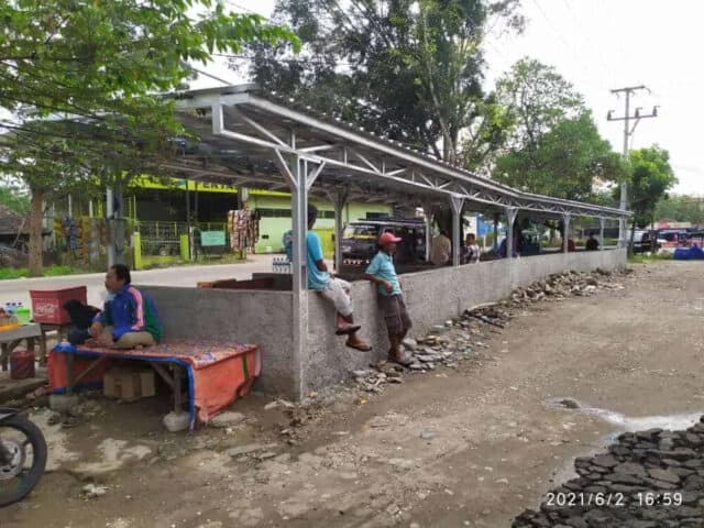 Lapak Permanen di Terminal Mandala di soal Publik, Kamis (3/06/2021).