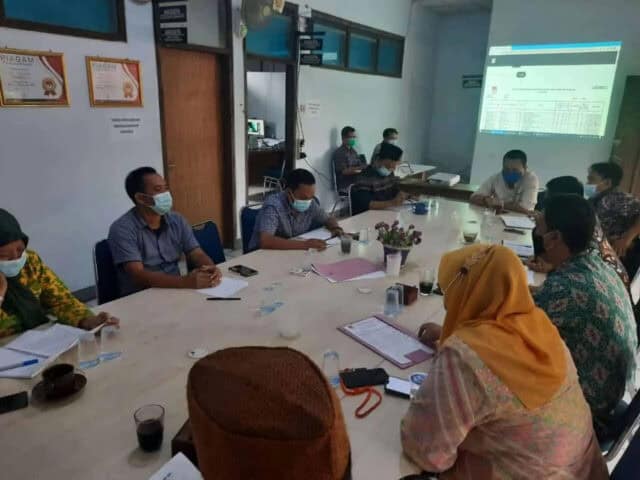 Suasana Rapat Koordinasi KPU Kabupaten Lebak, Pada Jum'at (04/06/2021). Suasana Rapat Koordinasi KPU Kabupaten Lebak, Pada Jum'at (04/06/2021).
