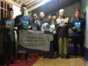 Laznas Dewan Da'wah berkolaborasi dengan Komunitas Juang Lebak salurkan Al-Qur'an, Iqro, dan Juz Amma,