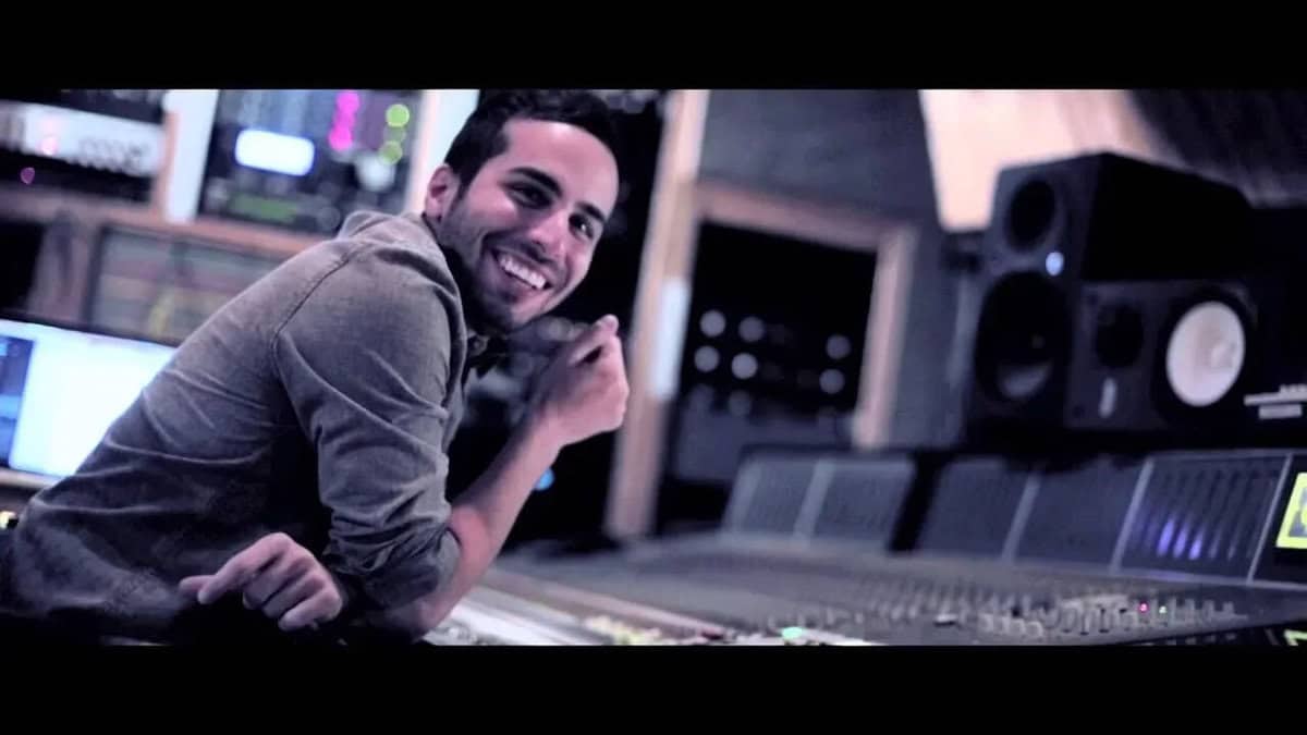 Lirik Lagu Take Me Home Cash Cash feat Bebe Rexha