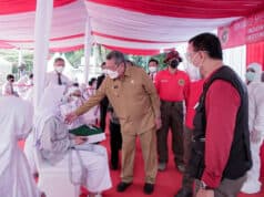 Hadiri Vaksinasi Siswa Al-Azhar, Benyamin : 228 Ribu Warga Tangsel Telah Divaksin Hadiri Vaksinasi Siswa Al-Azhar, Benyamin : 228 Ribu Warga Tangsel Telah Divaksin