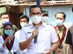Pemkot Tangsel Bersama Mahasiswa Tangerang Raya Distribusikan Vaksin Pemkot Tangsel Bersama Mahasiswa Tangerang Raya Distribusikan Vaksin