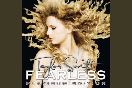 Lirik Lagu You Belong With Me – Taylor Swift dan Terjemahan Lirik Lagu You Belong With Me - Taylor Swift dan Terjemahan