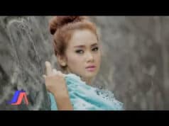 Lirik Lagu Pernikahan Dini – Cita Citata Lirik Lagu Pernikahan Dini - Cita Citata