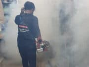 Cegah Demam Berdarah Ditengah Pandemi Covid-19, KNPI Cipondoh Lakukan Fogging