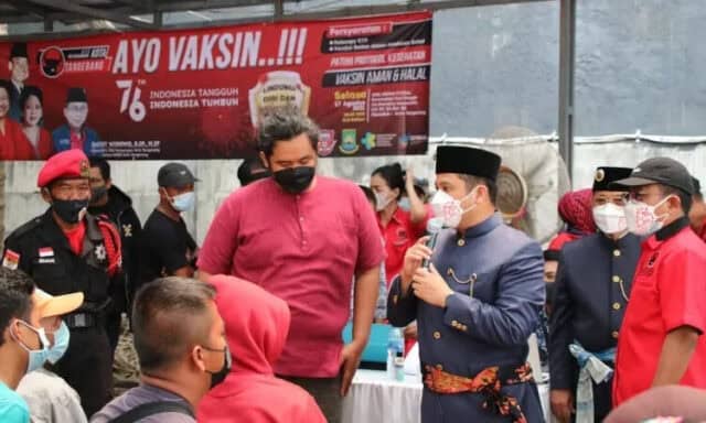 Diapresiasi Wali Kota, PDI Perjuangan Kota Tangerang Rayakan HUT RI ke- 76 Dengan Vaksinasi