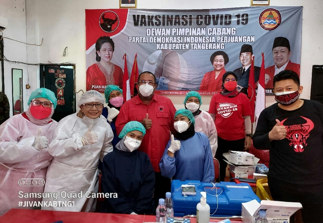Kegiatan Vaksinasi DPC PDI Perjuangan Kabupaten Tangerang.