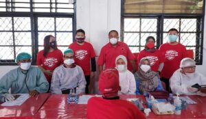 2.000 Orang Sudah di Vaksinasi di DPC PDIP Kabupaten Tangerang, Rano Karno Pun Hadir Meninjau
