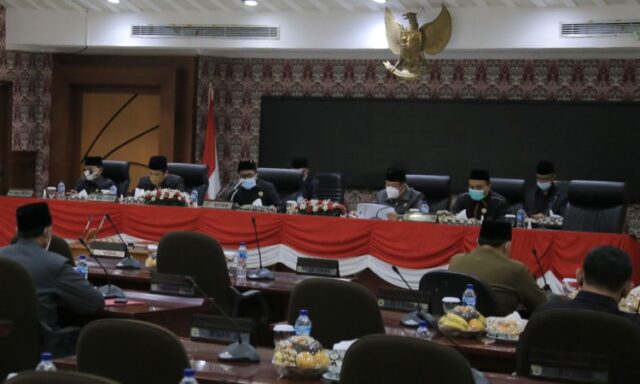 Paripurna DPRD Kota Tangerang, Walikota Sampaikan Pemulihan Dampak Covid-19 Jadi Prioritas