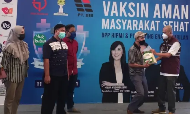 Vaksinasi Covid-19 HIPMI Kota Tangerang Diikuti 1.000 Peserta dan 1.000 Bantuan Vaksinasi Covid-19 HIPMI Kota Tangerang Diikuti 1.000 Peserta dan 1.000 Bantuan