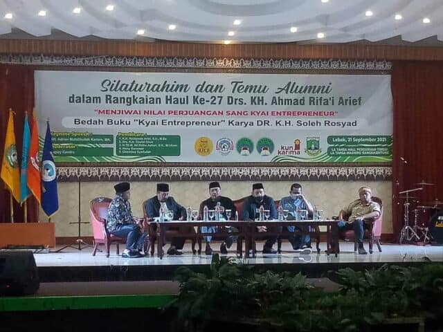 DPK Banten Gelar Bedah Buku Kyai Enterpreneur