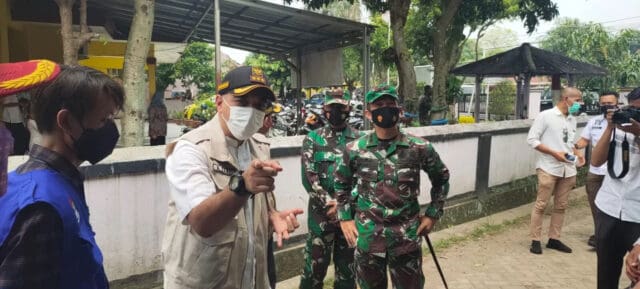 Bupati Dan Dandim Tinjau Gerebeg Serbuan Vaksin Koramil 03/ Legok