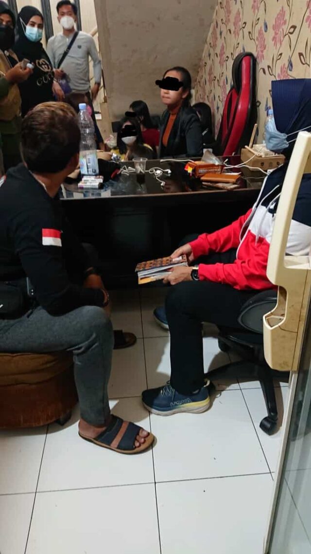 Ditreskrimum Polda Banten Grebek Panti Pijat Plus-plus di Tangerang