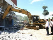 Pemkab Serang Hancurkan Tempat Hiburan Malam Penyakit Masyarakat di Kramatwatu