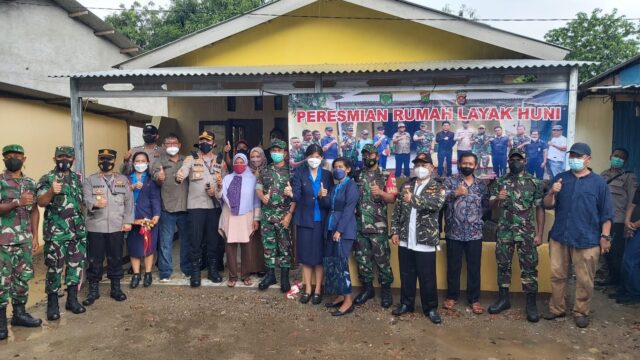 Kapolresta Bersama Forkopimcam Panongan Resmikan Pembangunan Bedah Rumah Layak Huni di Serdang Kulon