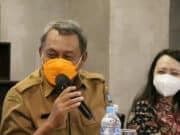 Wakil Bupati Serang Pandji Tirtayasa saat membuka Rapat Umum Pemegang Saham (RUPS) dan Rapat umum Pemegang Saham Luar Biasa (RUPS-LB) PT BPR Serang (Perseroda) di Forbis Hotel Kecamatan Waringin Kurung.