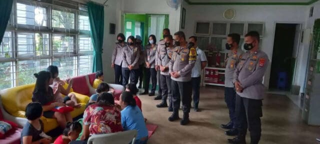 Jelang Perayaan Natal 2021, Waka Polresta Tangerang Gelar Baksos