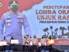 Berikut Pemenang Lomba Orasi Piala Kapolri: Mari Ciptakan Alam Demokrasi Lebih Baik Berikut Pemenang Lomba Orasi Piala Kapolri: Mari Ciptakan Alam Demokrasi Lebih Baik