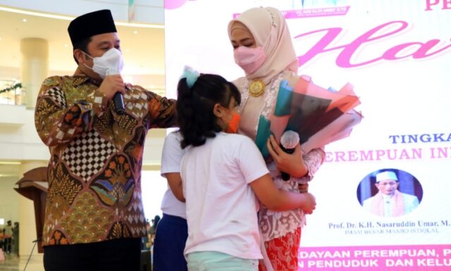 Hari Ibu, Walikota Tangerang: Ibu Sumber Inspirasi Dalam Membangun Kota