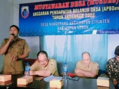 Pemerintah Desa Nangerang Gelar Musdes Bahas APBDes Tahun 2022 Musyawarah Desa Nangerang, Kecamatan Cirinteun dalam pembahasan APBDes 2022.