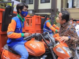 Bentor Pengangkut Sampah Rumahan Diserahkan di 55 Kelurahan se- Kota Tangerang