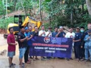 Relawan AHY Kirim Bantuan Excavator, Bersihkan Material Dampak Longsor dan Banjir di Serang